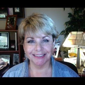 Meet your Posher, Gail